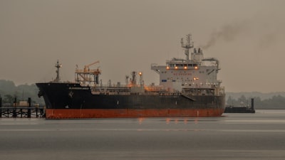 ガソリン ホルムズ