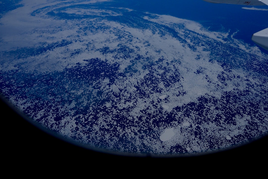 中国が日本への輸出を止めた。防衛産業への打撃と日本の対応策